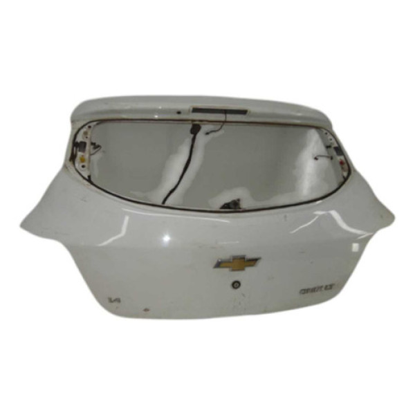 Tampa Traseira Onix 2013 2014 2015 2016 2017 Com Furo Branca