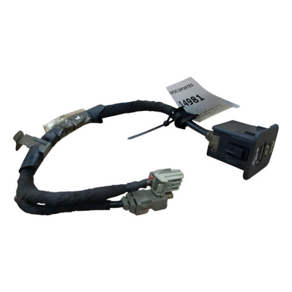 Entrada Usb Auxiliar Dodge Journey 2010 2011 2012 Preto