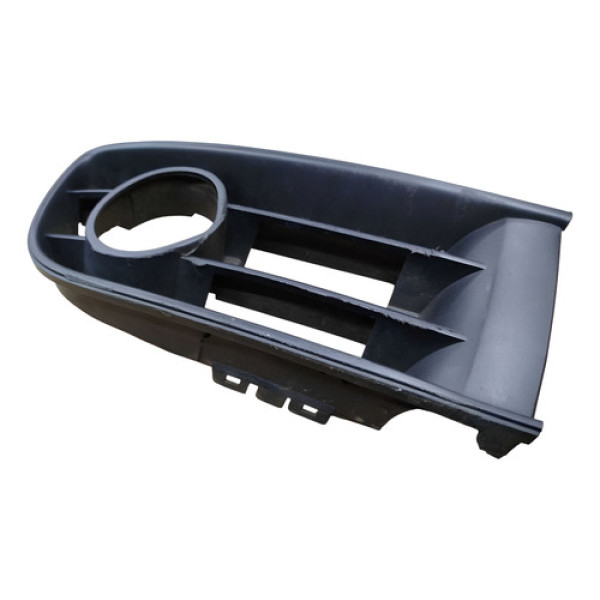 Moldura Grade Farol Milha Volkswagen Polo 2003 Lado Direito Preta Direito