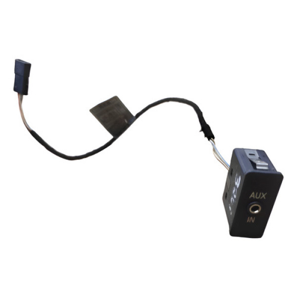 Conector Auxiliar Console 320 320i 2010 2011 2012 2013 2014 Preta