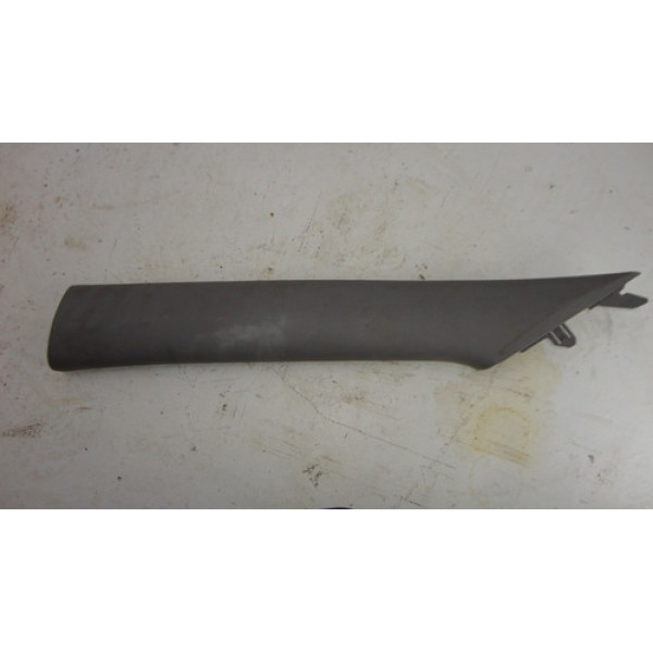 Acabamento Coluna Dianteira Esquerda Hyundai Veloster 2012