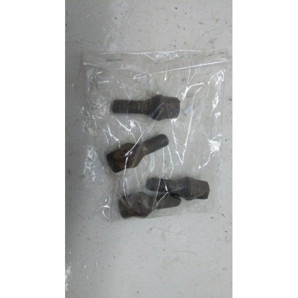 Jogo De Parafusos De Roda  4 Peças Gm Montana 05 1.8