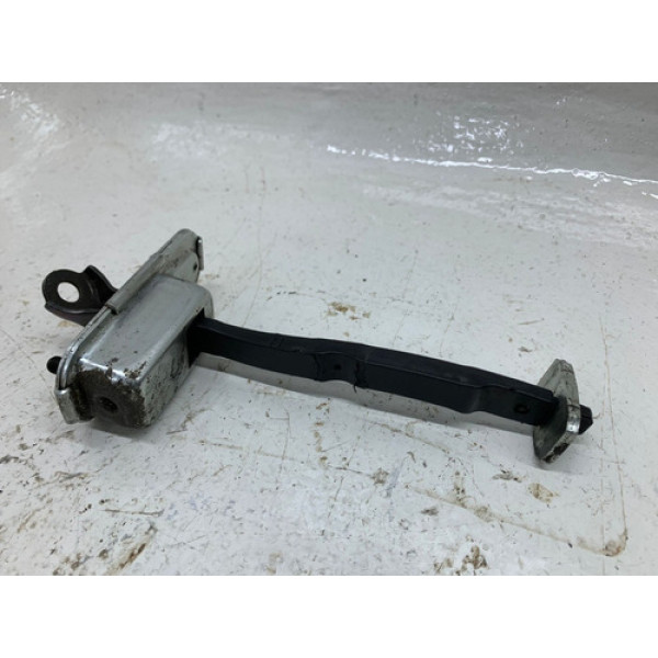 Limitador De Porta Dianteira Esquerda Hyundai Azera 07 A 10