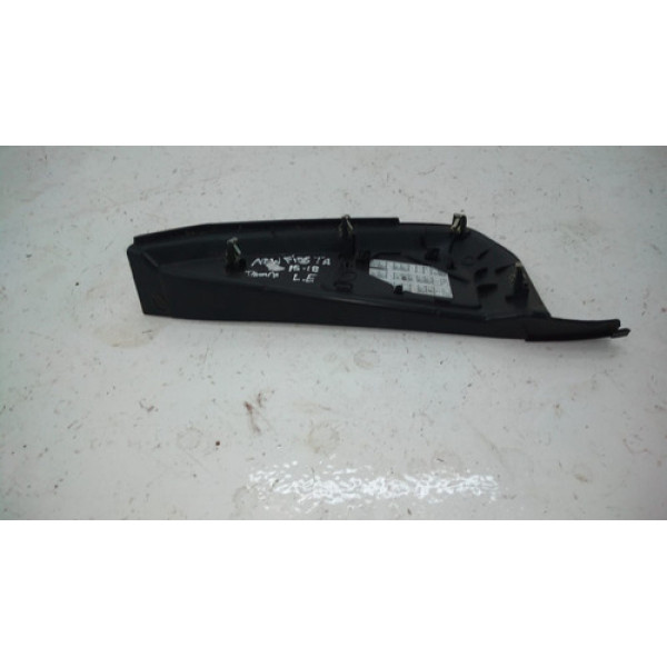 Acabamento Tampa De Fusiveis L.d Ford New Fiesta 2012 A 2019