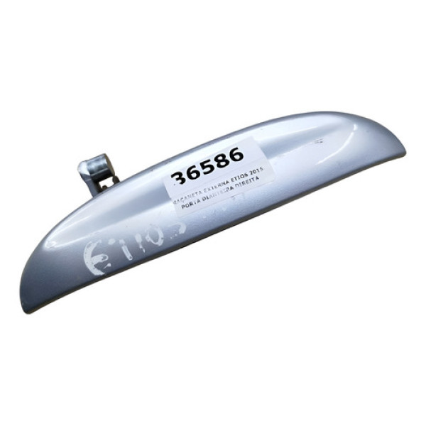 Maçaneta Externa Etios 2015 Porta Dianteira Direita  Prata Dianteira