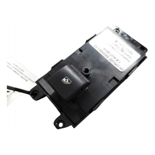 Botão Vidro Dianteiro Direito Chevrolet Cruze 2012 2013 2014