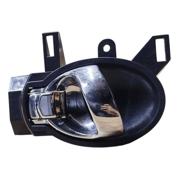 Maçaneta Interna Nissan Versa Direita 2014 2015 2016 Preto Traseira