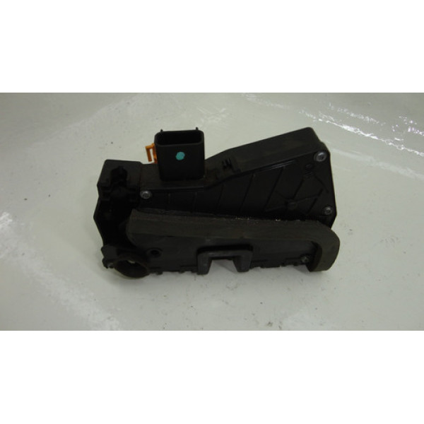 Fechadura Dianteira Direita Gm Onix 13592523