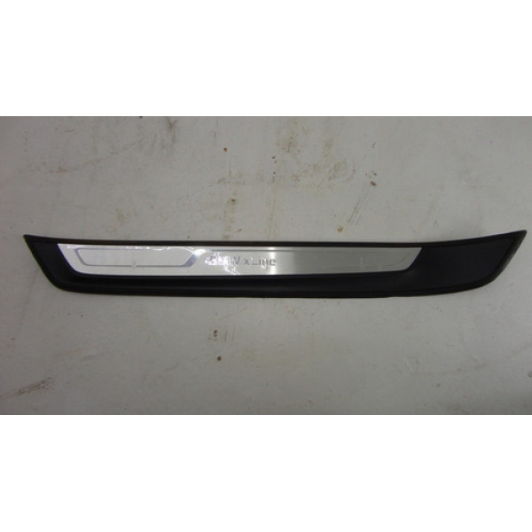 Soleira Dianteira Esquerda Bmw X1 2010 A 2012