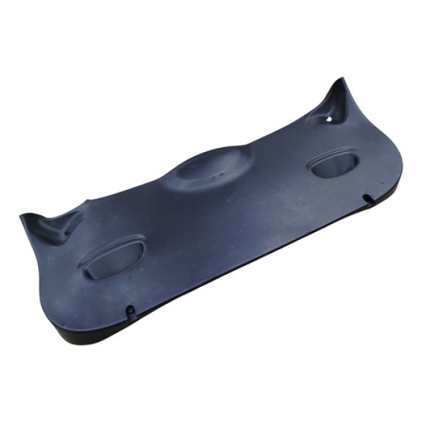 Acabamento Tampa Traseira Focus 2002 2003 2004 Detalhe Preta