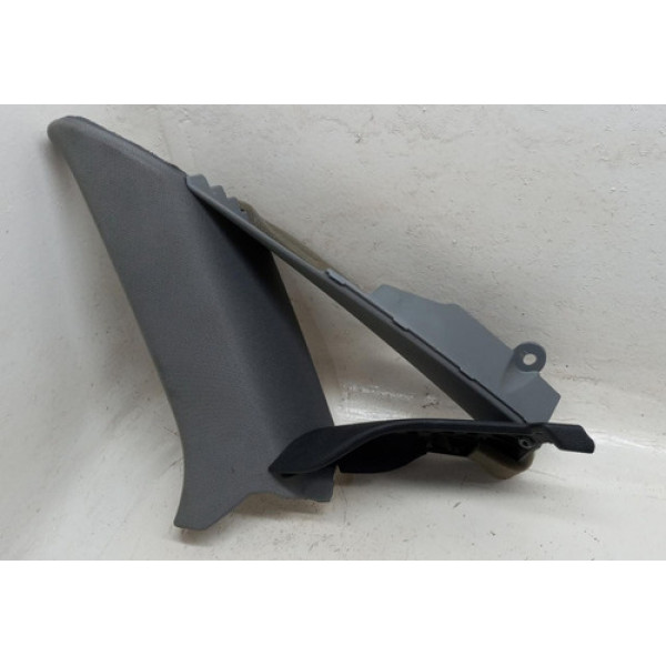 Acabamento Vigia Do Vidro Traseiro Direito Audi A3 2.0 2017