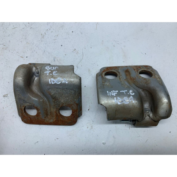 Dobradiça Porta Traseira Esquerda Fiat Idea Adventure 2015