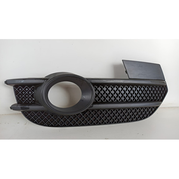 Grade Farol De Milha Neblina Lado Direito Audi Q3 2015  Preto Direito