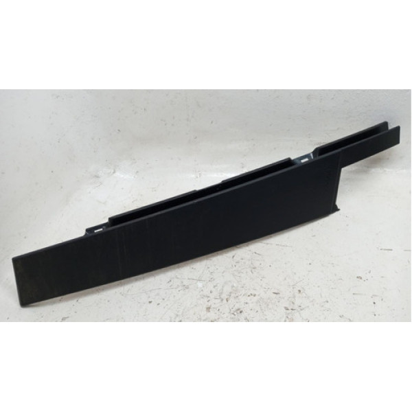 Acabamento Externo Porta Dianteira Direita Tcross 21 Detalhe