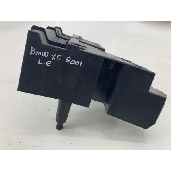 Acabamento Inferior Esquerdo Porta Mala Bmw X5 2001