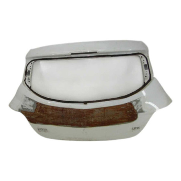 Tampa Traseira Onix Sem Furo 2013 2014 2015 2017 Detalhe Branca