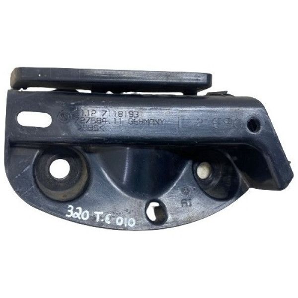 Guia De Parachoque Traseira Esquerda Bmw 320i 2010