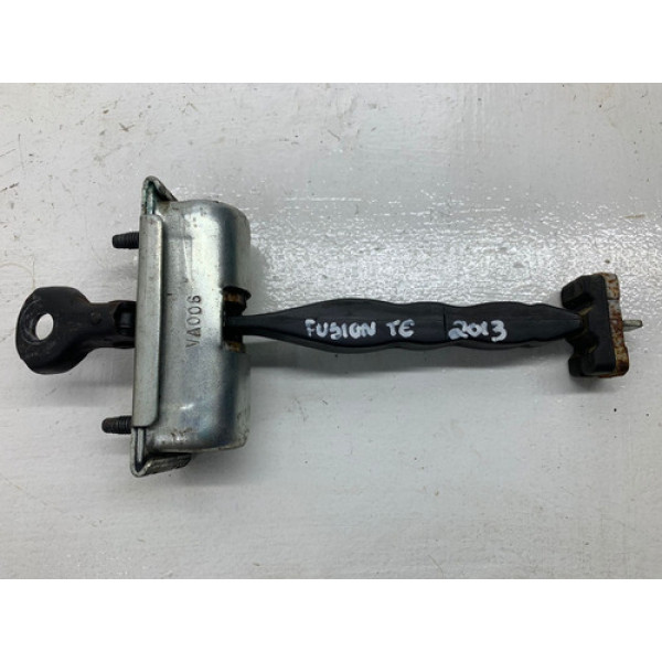 Limitador De Porta Traseira Esquerda Ford Fusion 2013