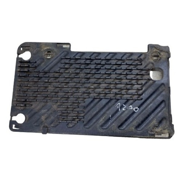 Suporte Caixa De Bateria Mercedes A200 2015