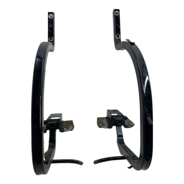 Par Braço Tampa Traseira Jetta 2016