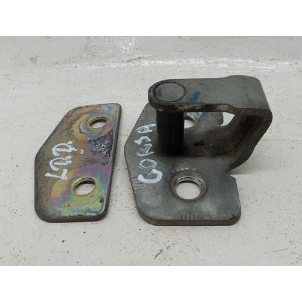 Batente De Porta Dianteira Direita Gm Corsa 2010