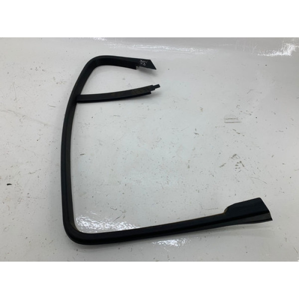 Guarnição Interna  Porta Traseira Direita Bmw 320i 2010