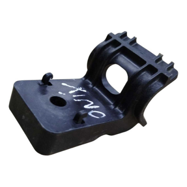 Suporte Superior Radiador Chevrolet Onix 2013 2014 2015 2016