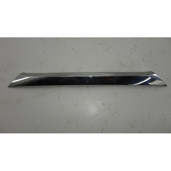 Acabamento Tampa Traseira Toyota Corolla 2015