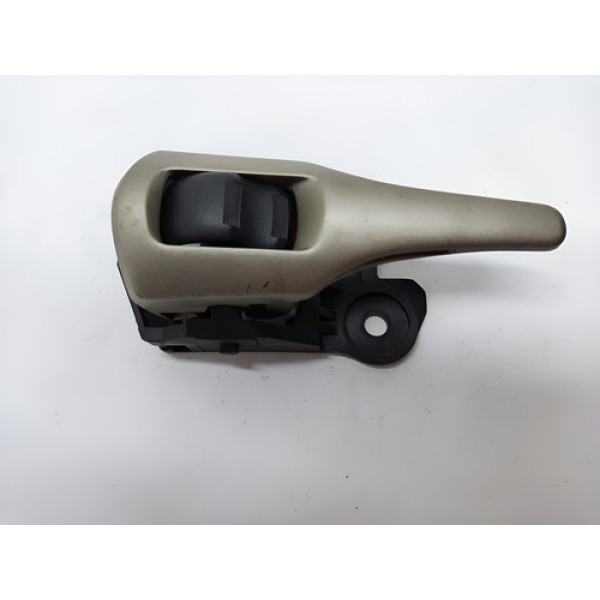 Maçaneta Interna Dianteira Esquerda Toyota Corolla 09 A 14 Traseira