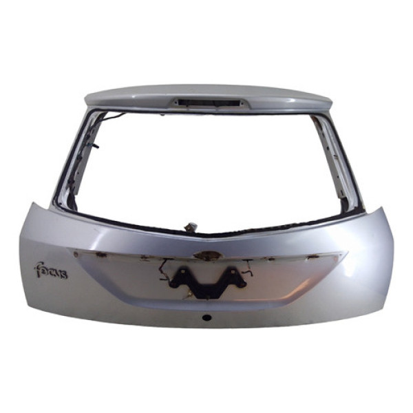 Tampa Traseira Ford Focus Hatch 2001 2002 2003 2004 2005 Prata