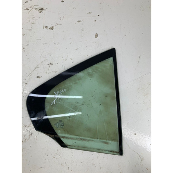 Vidro Pequeno Porta Traseira Direita Jetta 2012