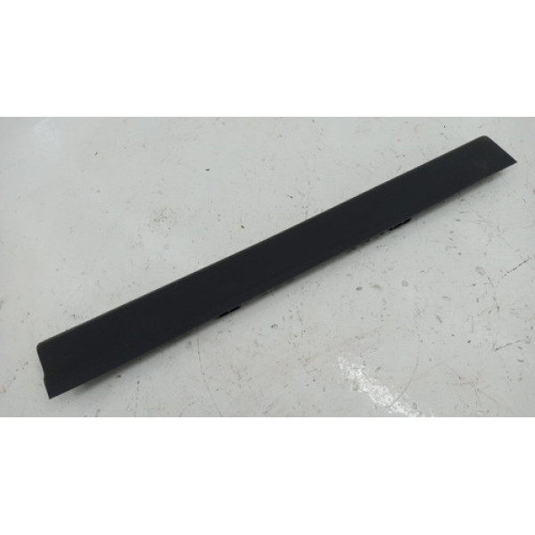 Soleira Dianteira Direita Ford Focus 2016