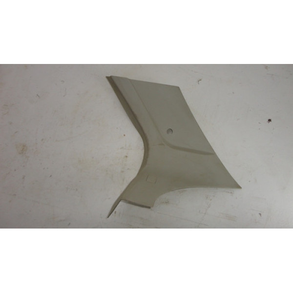 Acabamento Coluna Traseira Direita Fiat Freemont 2011