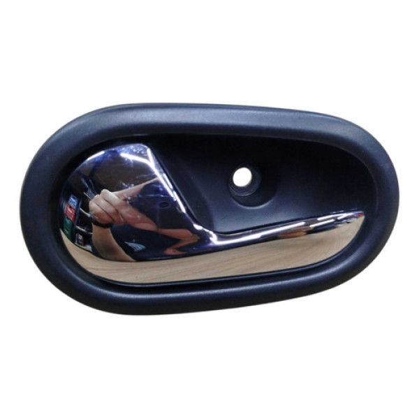 Maçaneta Interna Renault Sandero Dianteira Esquerda 2015 Preto Dianteira