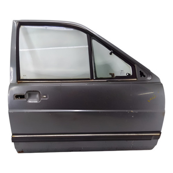 Porta Dianteira Direita Santana 1990 1991 1992 1993 Detalhe Dianteira Direita Cinza