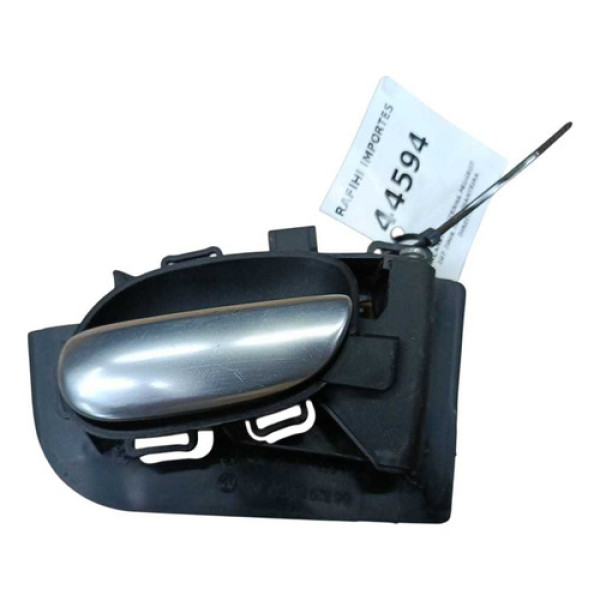 Maçaneta Interna Peugeot 207 2008 2010 Dianteira Direita Preto Dianteira