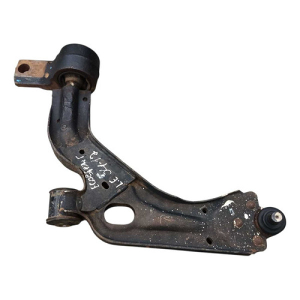 Bandeja Dianteira Esquerda Fiesta 2008 2012 Detalhe Pivo