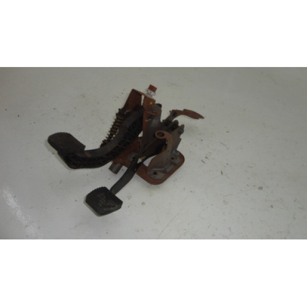Pedal De Embreagem Peugeot E Freio 206 / 207  2006