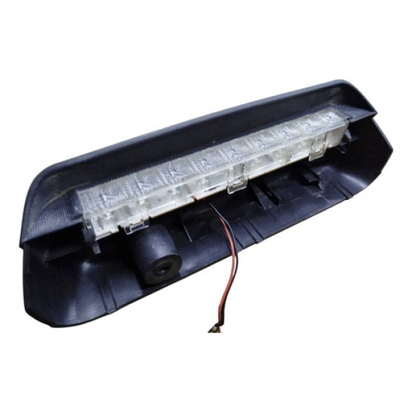 Break Light Luz Freio Toyota Etios Hatch 2013 2014 Detalhe