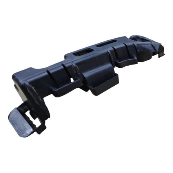 Guia Parachoque Traseiro Esquerdo Chevrolet Cruze Ltz 2012