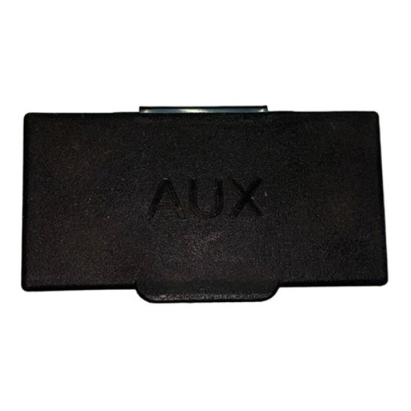 Entrada Auxiliar Console Outlander 2012