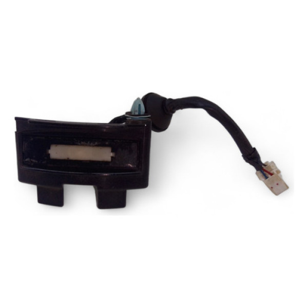 Botão Elétrico Tampa Traseira Hyundai Veloster 2012 Detalhe - Preto - Traseira