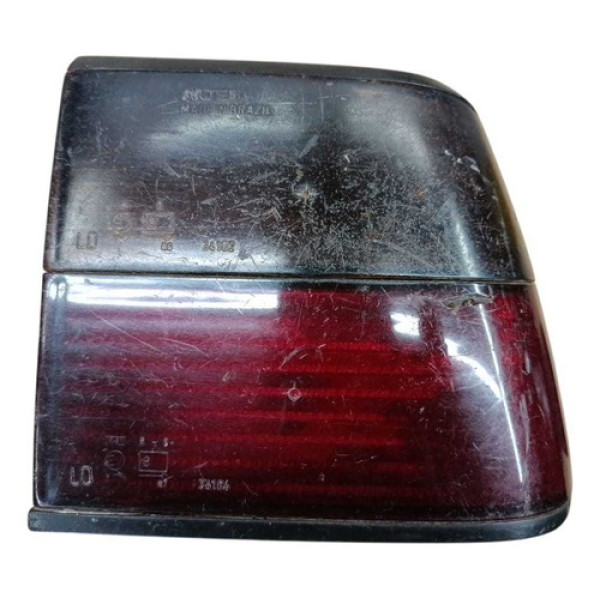 Lanterna Santana 1991 1997 Fume Traseira Direita Detalhe Direito/passageiro Vermelho