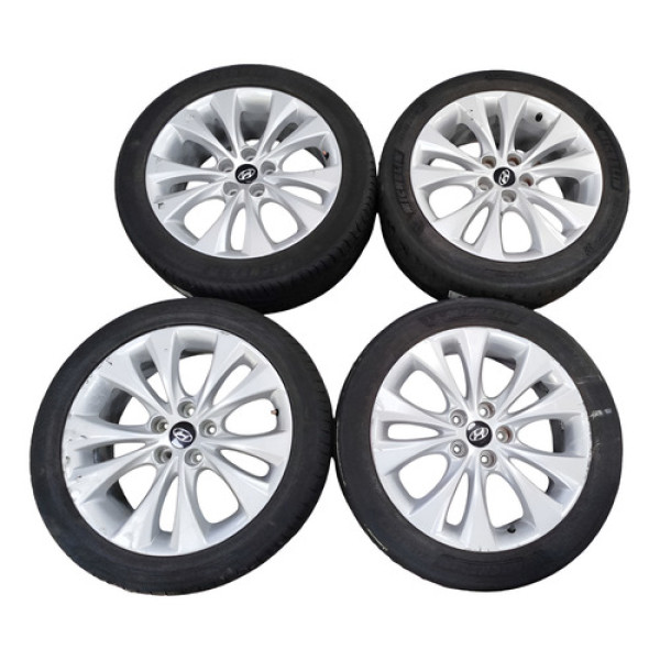Jogo Roda Hyundai Azera Aro 18 5x114.3 Tala 7,5 2013 Prata