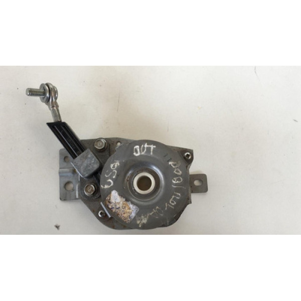 Dobradiça Roldana Parachoque Traseiro Esquerd Outlander 2012