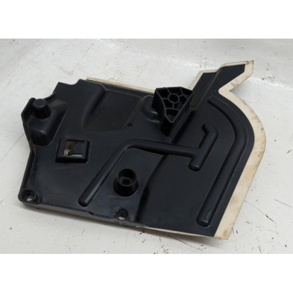 Suporte Dreno Agua Porta Dianteira Esquerda Mercedes Gla 200