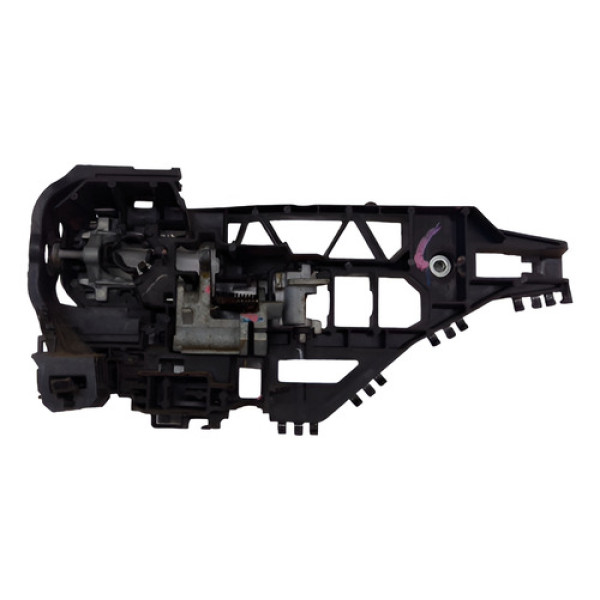 Suporte Maçaneta Externa Dianteira Esquerda Freemont 2013 Preta Dianteira