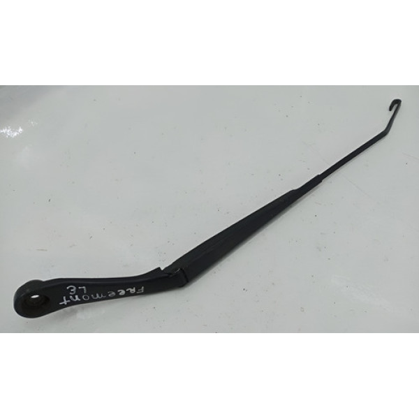 Haste Limpador De Parabrisa Esquerda Fiat Freemont 2012 Esquerdo