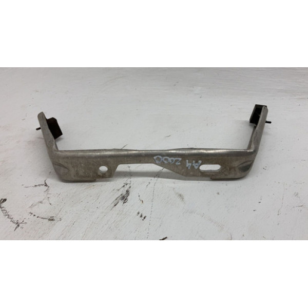 Suporte Interno Do Console Audi A4 2000 8d0863251