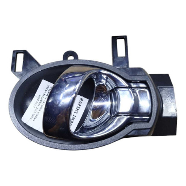 Maçaneta Interna Nissan Versa Esquerda 2011 2013 2015 2017 Prateado Dianteira